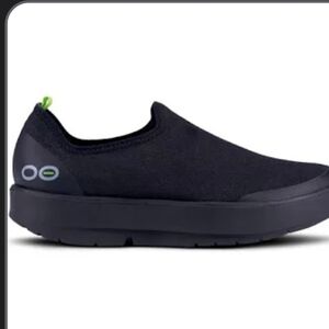 NWT Womens Oofos Slip On Sneakers